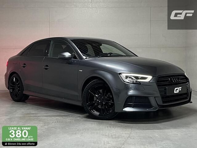 Grijs Gebruikt 2019 Audi A3 S-Line Sedan | € 23.450 (Iets duurder) - Afbeelding 1/4