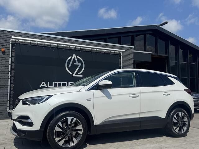 Wit Gebruikt 2018 Opel Grandland X Innovation SUV | € 10.950 (Iets duurder) - Afbeelding 1/4