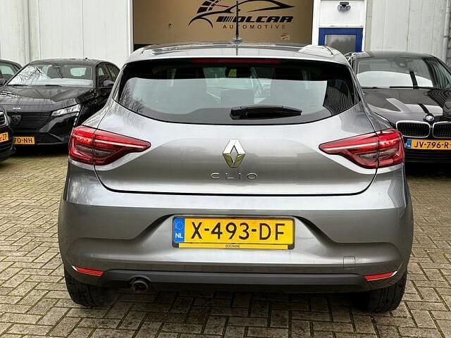 Occasion Renault Clio V Equilibre 91 PK (66 kW) 2023 Grijs (metallic) Hatchback