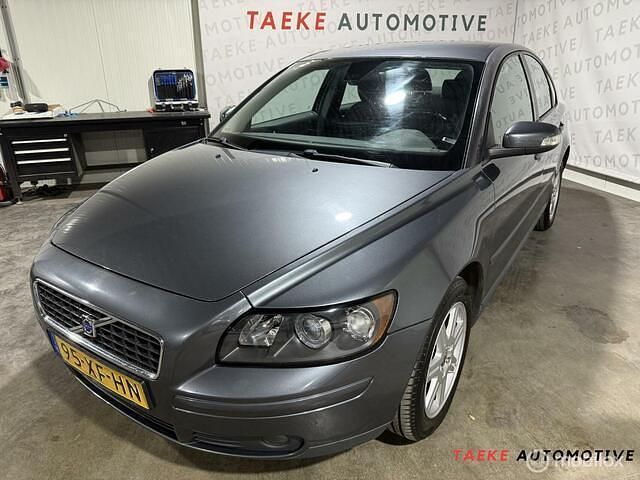 Grijs Gebruikt 2007 Volvo S40 Sedan | € 1.999 (Super prijs) - Afbeelding 1/4