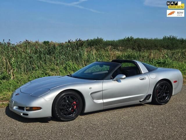 Zilver Gebruikt 2001 Chevrolet Corvette Coupé | € 18.950 - Afbeelding 1/4