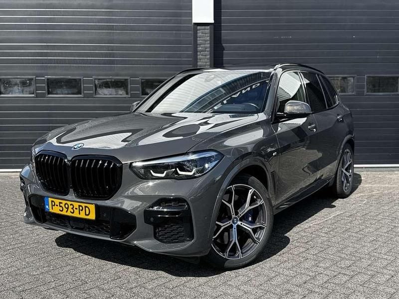 Grijs Gebruikt 2022 BMW X5 Executive SUV | € 47.900 (Goede deal) - Afbeelding 1/4