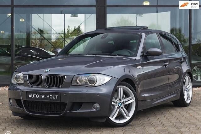 Occasion BMW 130 Executive 266 PK (195 kW) 2008 Grijs (metallic) Hatchback