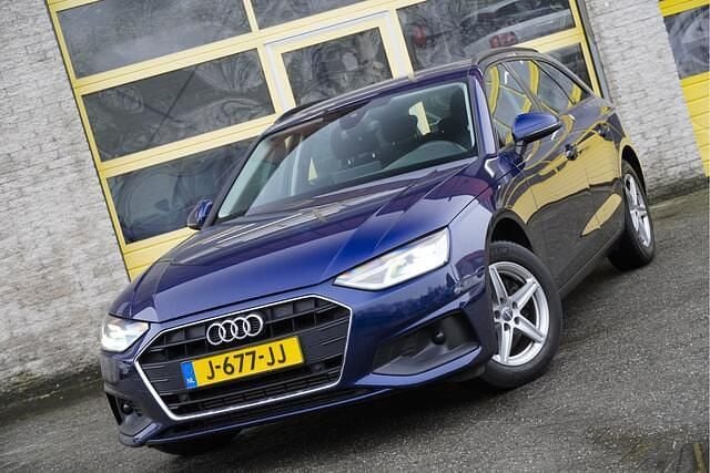Occasion Audi A4 Proline 150 PK (110 kW) 2020 Blauw (metallic) Stationwagen
