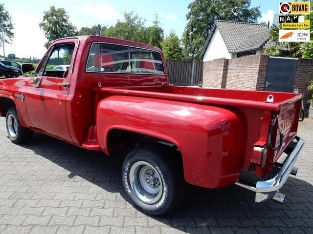 Rood Gebruikt 1985 Chevrolet C10 SUV | € 18.750 - Afbeelding 1/4