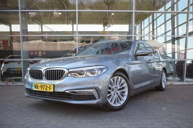 Grijs Gebruikt 2017 BMW 520 Executive Sedan | € 23.950 (Super prijs) - Afbeelding 1/4