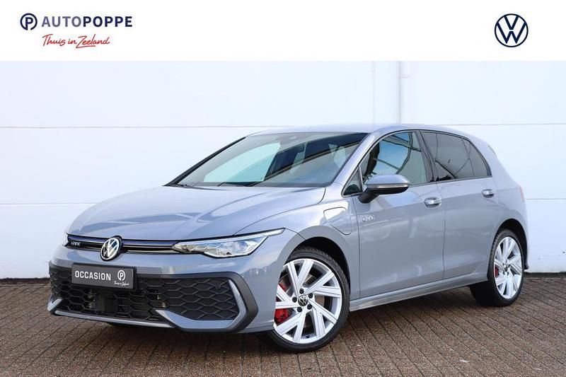 Hatchback Gebruikt 2025 VW Golf VIII GTE Hatchback | € 39.950 - Afbeelding 1/4