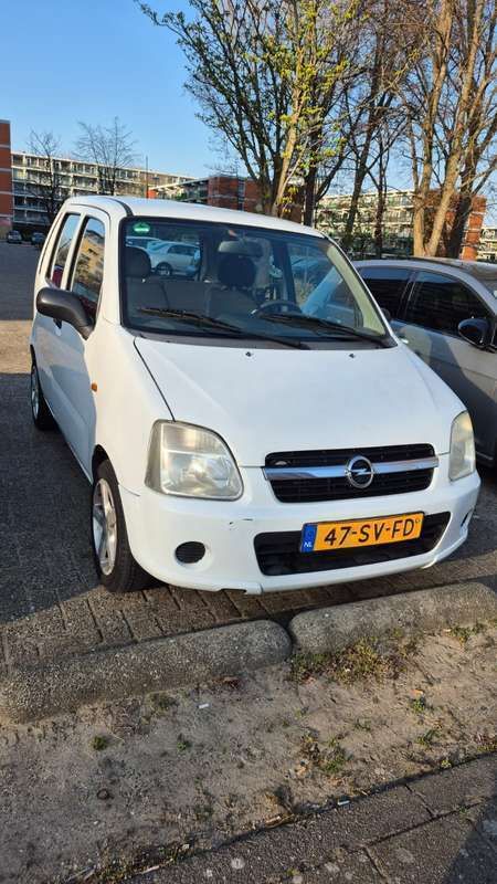 Wit Gebruikt 2006 Opel Agila Essentia MPV | € 1.250 (Eerlijke prijs) - Afbeelding 1/4