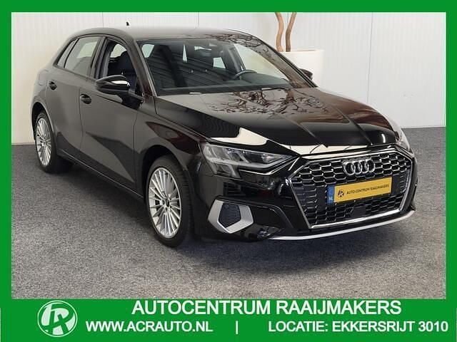 Zwart Gebruikt 2022 Audi A3 Sportback Hatchback | € 27.740 (Super prijs) - Afbeelding 1/4