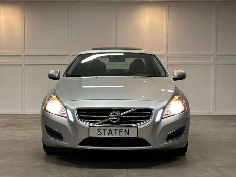 Occasion Volvo S60 241 PK (177 kW) 2012 Grijs, metallic lak Sedan