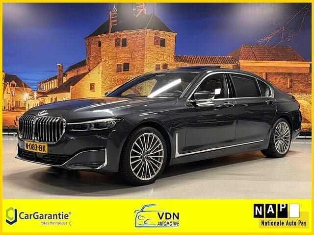 Grijs, metallic lak Gebruikt 2021 BMW 745e Comfort Edition Sedan | € 52.950 (Super prijs) - Afbeelding 1/4