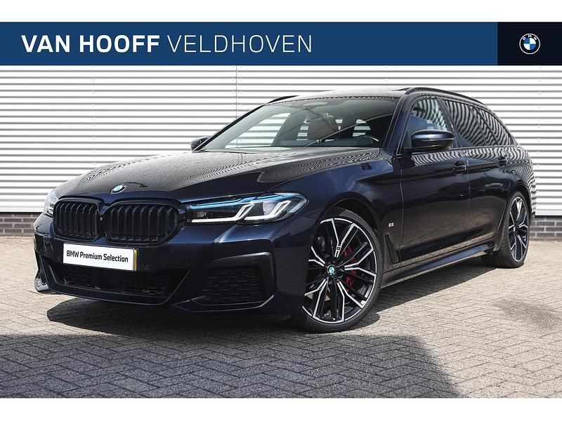 Zwart Gebruikt 2021 BMW 530 Comfort Edition Stationwagen | € 47.950 - Afbeelding 1/4