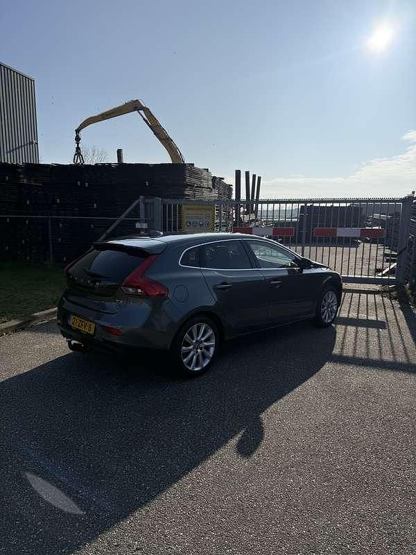 Occasion Volvo V40 Summum 150 PK (110 kW) 2012 Grijs Hatchback