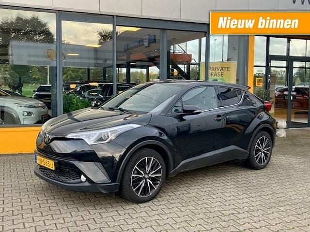 Zwart Gebruikt 2017 Toyota C-HR Edition SUV | € 15.990 (Eerlijke prijs) - Afbeelding 1/4