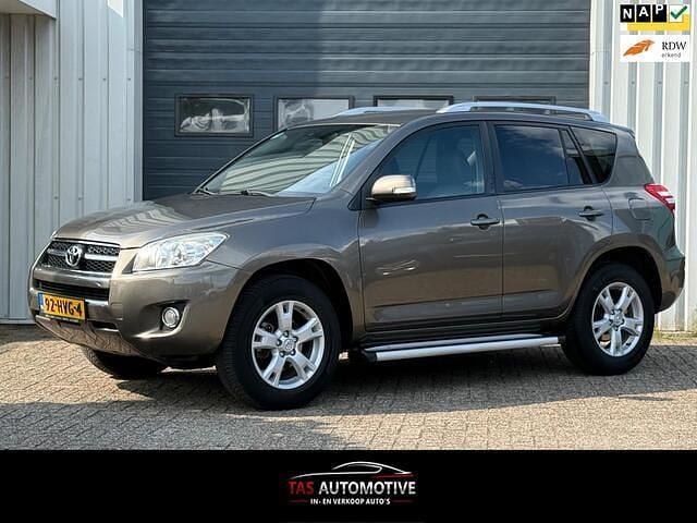Bruin (metallic) Occasion 2009 Toyota RAV4 SUV | € 9.950 (Super prijs) - Afbeelding 1/4