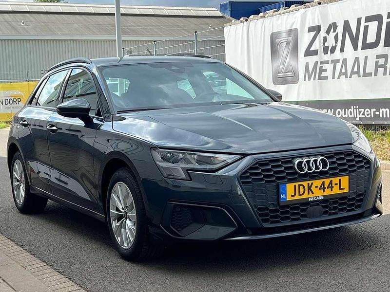 Occasion Audi A3 Sportback e-tron Premium 204 PK (150 kW) 2021 Grijs Hatchback