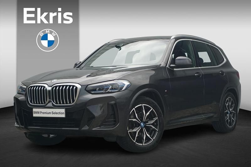 Grijs Occasion 2021 BMW X3 Executive SUV | € 46.900 (Iets duurder) - Afbeelding 1/4
