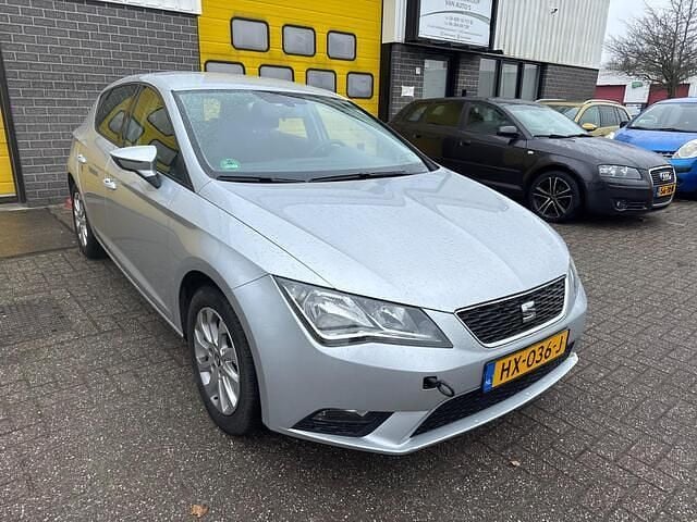 Grijs Occasion 2014 Seat Leon Hatchback | € 6.500 (Super prijs) - Afbeelding 1/4