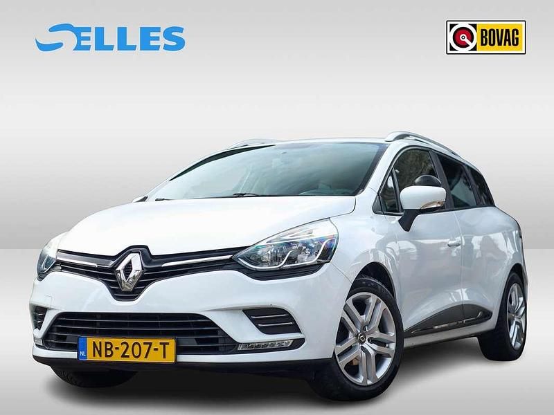 Wit Gebruikt 2017 Renault Clio GrandTour Zen Stationwagen | € 6.895 (Iets duurder) - Afbeelding 1/3