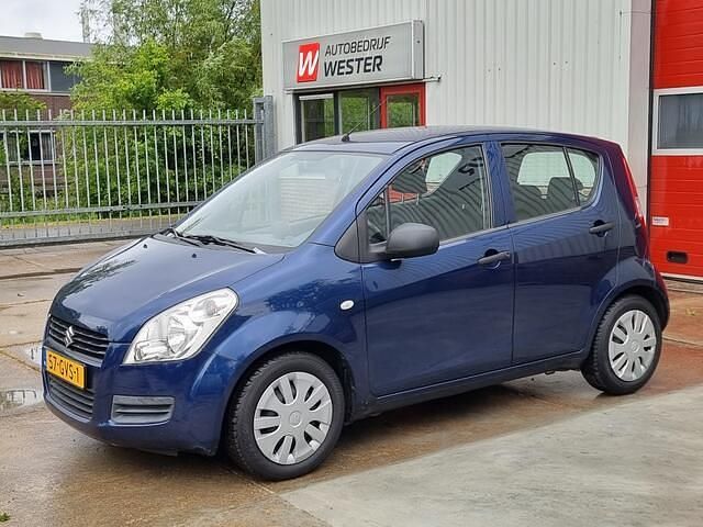 Blauw Occasion 2008 Suzuki Splash Hatchback | € 2.250 - Afbeelding 1/4