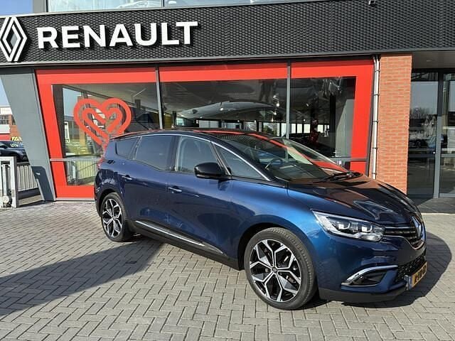 Occasion Renault Grand Scénic IV Intens 140 PK (102 kW) 2021 Twotone bleu cosmos / noir et MPV
