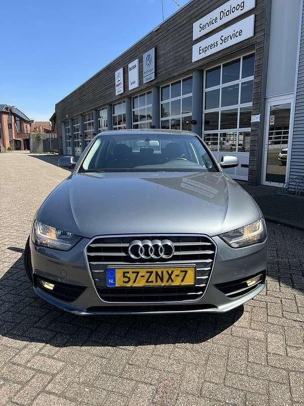 Gebruikt 2013 Audi A4 Attraction Sedan | € 7.100 (Goede deal) - Afbeelding 1/4