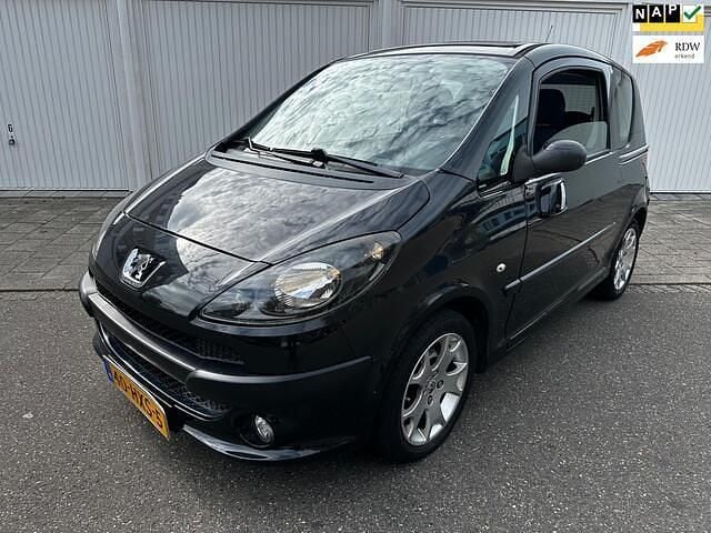 Zwart Gebruikt 2008 Peugeot 1007 Hatchback | € 2.750 (Eerlijke prijs) - Afbeelding 1/4