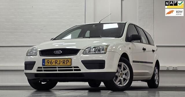 Occasion Ford Focus Trend 101 PK (74 kW) 2005 Wit Stationwagen