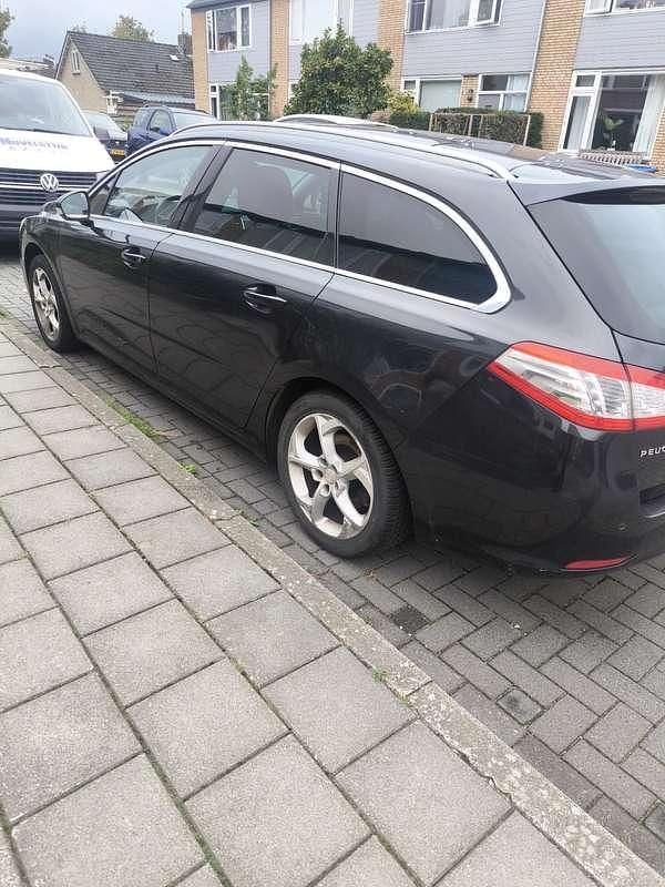 Gebruikt 2011 Peugeot 508 SW Allure Stationwagen | € 2.000 - Afbeelding 1/3