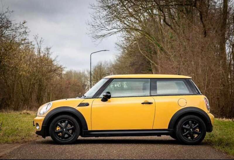 Gebruikt 2007 Mini ONE Hatchback | € 2.900 (Eerlijke prijs) - Afbeelding 1/4