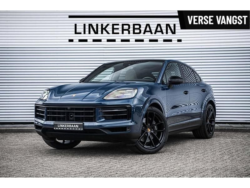 Blauw Gebruikt 2023 Porsche Cayenne SUV | € 104.895 (Eerlijke prijs) - Afbeelding 1/3