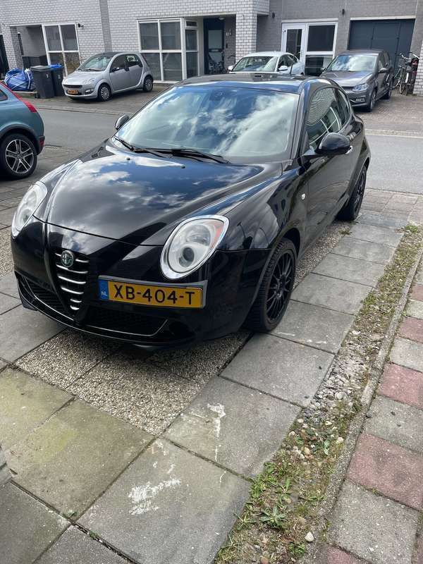Zwart Gebruikt 2010 Alfa Romeo MiTo Distinctive Hatchback | € 4.600 (Eerlijke prijs) - Afbeelding 1/4