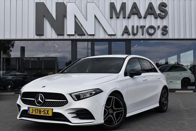 Wit Gebruikt 2020 Mercedes A180 AMG Hatchback | € 25.950 (Goede deal) - Afbeelding 1/4