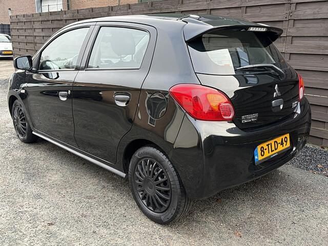 Occasion Mitsubishi Space Star Inform 71 PK (52 kW) 2014 Zwart Hatchback