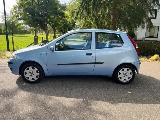 Occasion Fiat Punto Dynamic 60 PK (44 kW) 2003 Blauw Hatchback