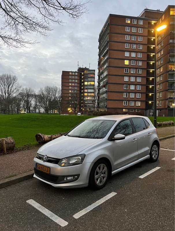 Gebruikt 2010 VW Polo Sedan | € 4.700 (Eerlijke prijs) - Afbeelding 1/4