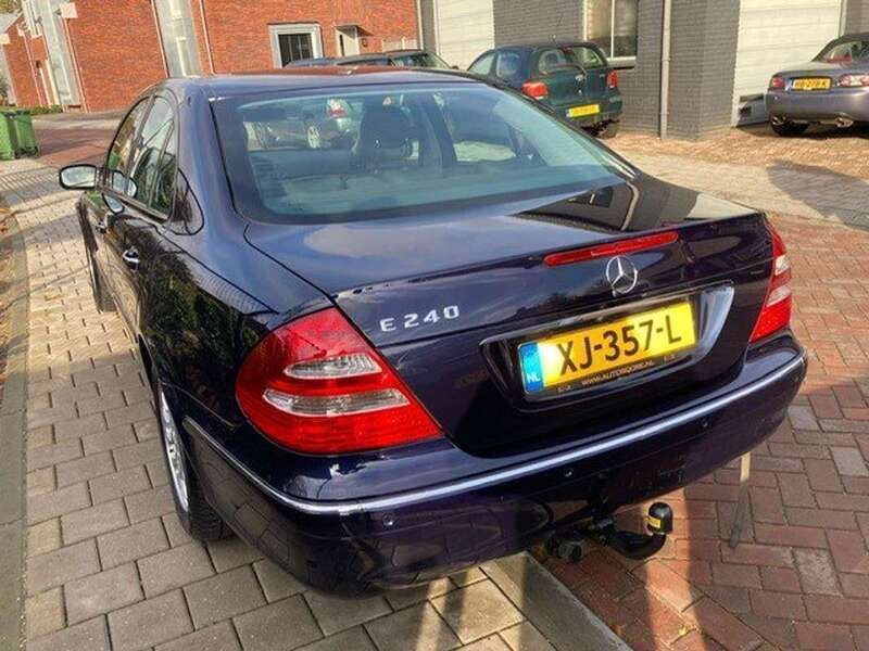 Occasion Mercedes E240 163 PK (119 kW) 2002 Blauw Sedan