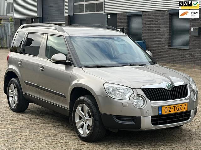 Beige Gebruikt 2012 Skoda Yeti Ambition SUV | € 7.245 (Eerlijke prijs) - Afbeelding 1/4