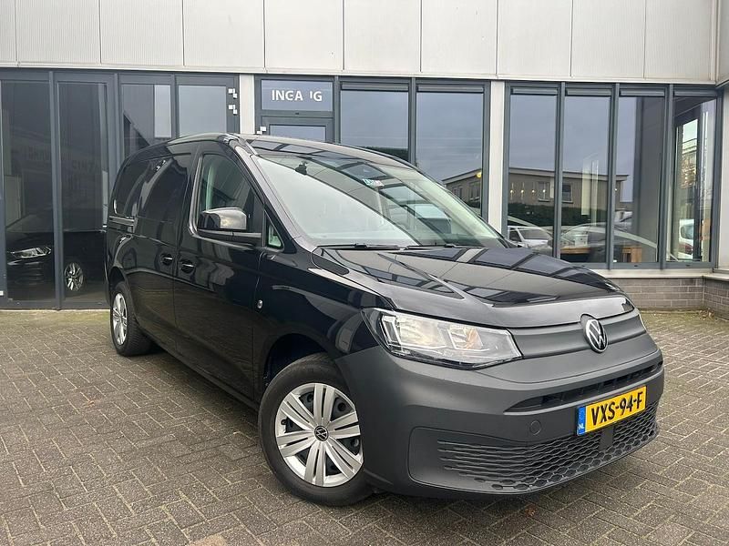 Zwart Gebruikt 2023 VW Caddy Maxi MPV | € 22.450 (Eerlijke prijs) - Afbeelding 1/4
