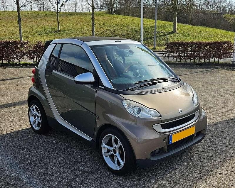 Bruin Gebruikt 2010 Smart ForTwo Cabrio Passion Cabriolet | € 5.500 (Eerlijke prijs) - Afbeelding 1/4