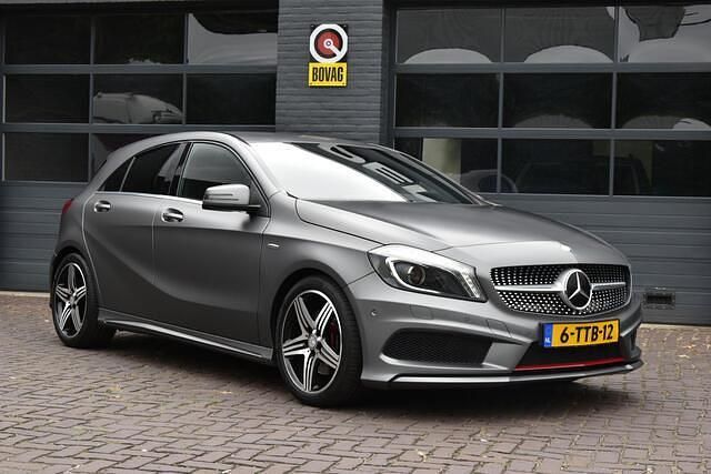 Occasion Mercedes A250 Ambition 211 PK (155 kW) 2014 Grijs Hatchback