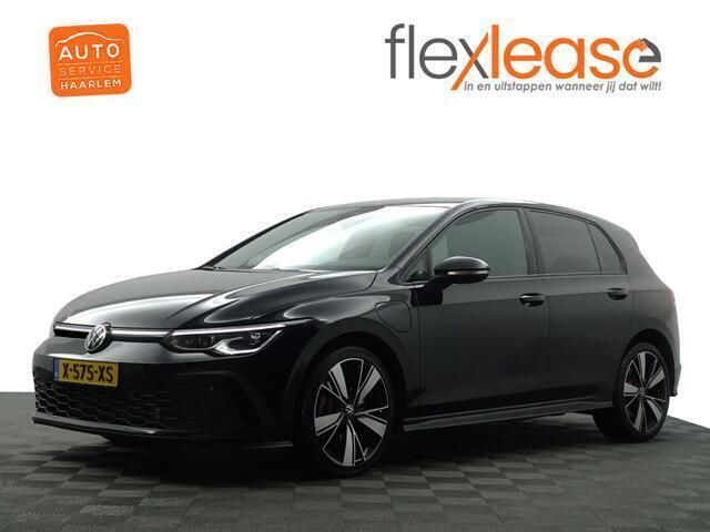 Zwart metallic Gebruikt 2021 VW Golf VIII GTE Hatchback | € 26.900 (Eerlijke prijs) - Afbeelding 1/4