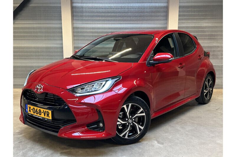Gebruikt 2024 Toyota Yaris Hybrid Edition | € 26.940 (Goede deal) - Afbeelding 1/1