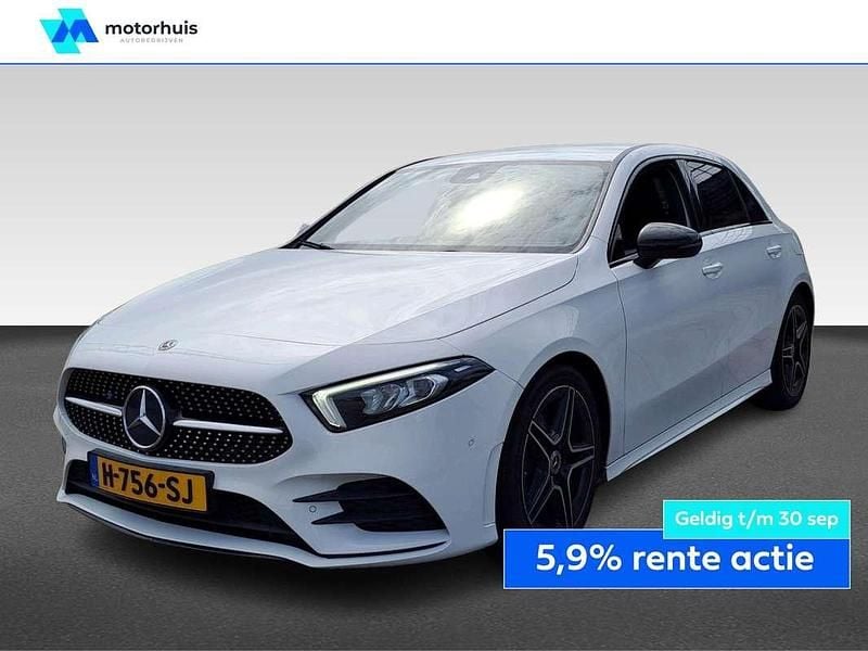 Wit Gebruikt 2020 Mercedes A160 Business Hatchback | € 19.930 (Eerlijke prijs) - Afbeelding 1/4