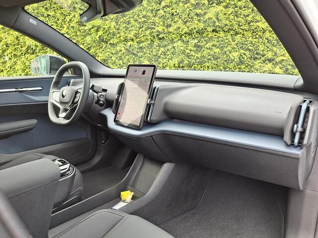 Nieuw Volvo EX30 CC Performance 314 kW (428 PK) 2025 Wit SUV