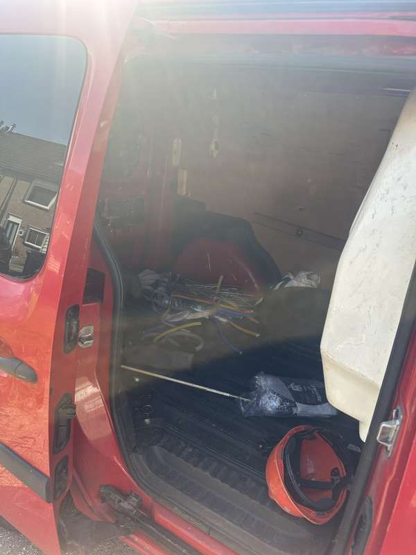 Gebruikt 2008 Renault Kangoo MPV | € 1.500 (Eerlijke prijs) - Afbeelding 1/4