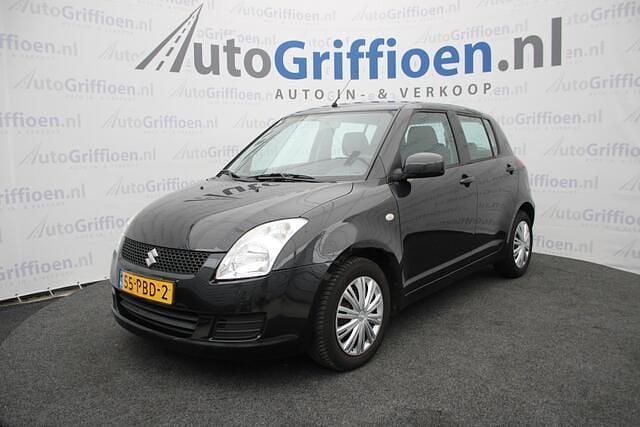 Zwart Gebruikt 2011 Suzuki Swift Cool Hatchback | € 2.490 (Super prijs) - Afbeelding 1/4