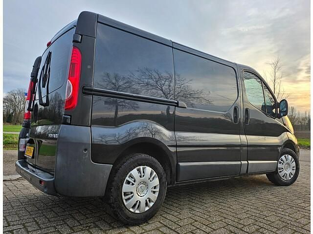 Occasion Opel Vivaro 117 PK (86 kW) 2009 Zwart MPV