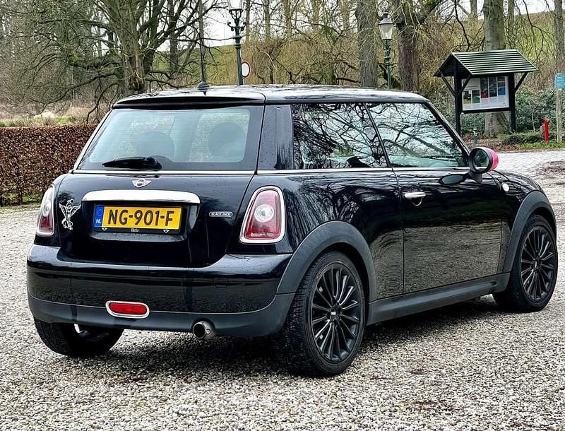 Occasion Mini Cooper Pepper 75 PK (55 kW) 2009 Zwart Hatchback