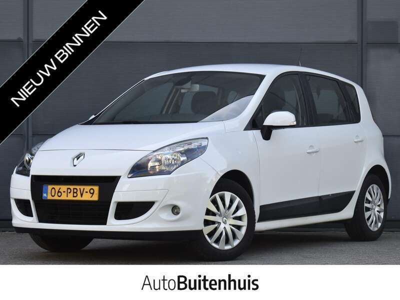 Wit Gebruikt 2011 Renault Scénic III Expression MPV | € 9.795 (Duur) - Afbeelding 1/4